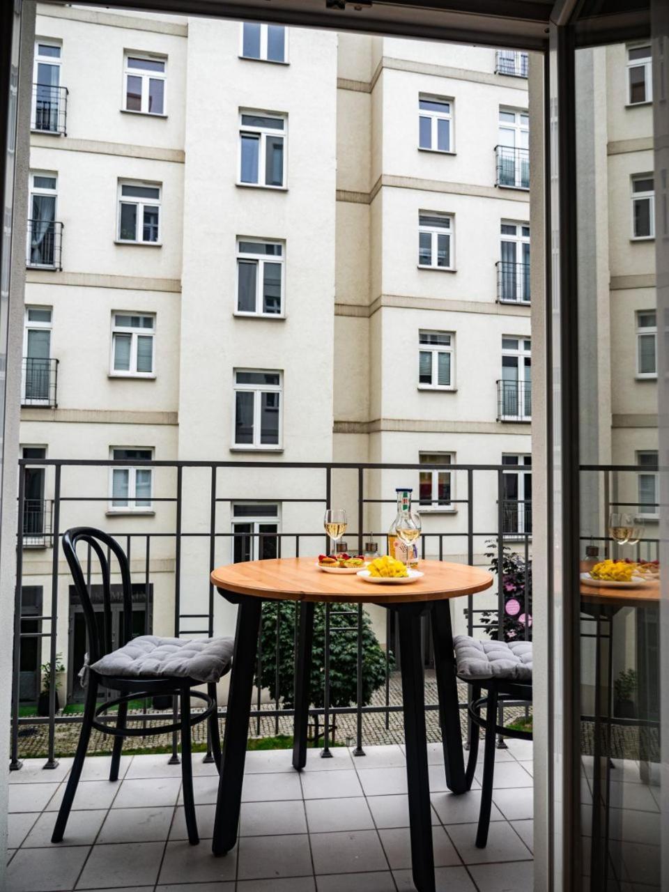 Stylowe Mieszkanie - Metro Dworzec Wilenski, Pge Narodowy Varsovia Exterior foto